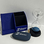 Набор с логотипом Мосинтраст:песочные часы,органайзер с беспроводной зарядкой и аккумулятор