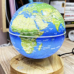 Левитирующий глобус с логотипом Мосинтраст