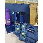 Набор с логотипом LGaming:электрический штопор,ежедневник,термокружка,плед,внешний аккумулятор,бумажный пакет и коробка под бутылку