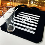 Сумка и бокал с логотипом Yachtline