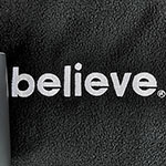 Набор с логотипом believe: плед и кружка