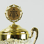 Кубки с логотипом клуба