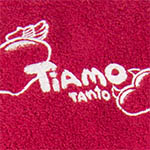 Полотенце с вышивкой TIAMO